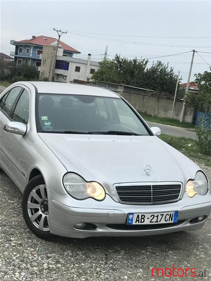 2004' Mercedes-Benz C 200 photo #1