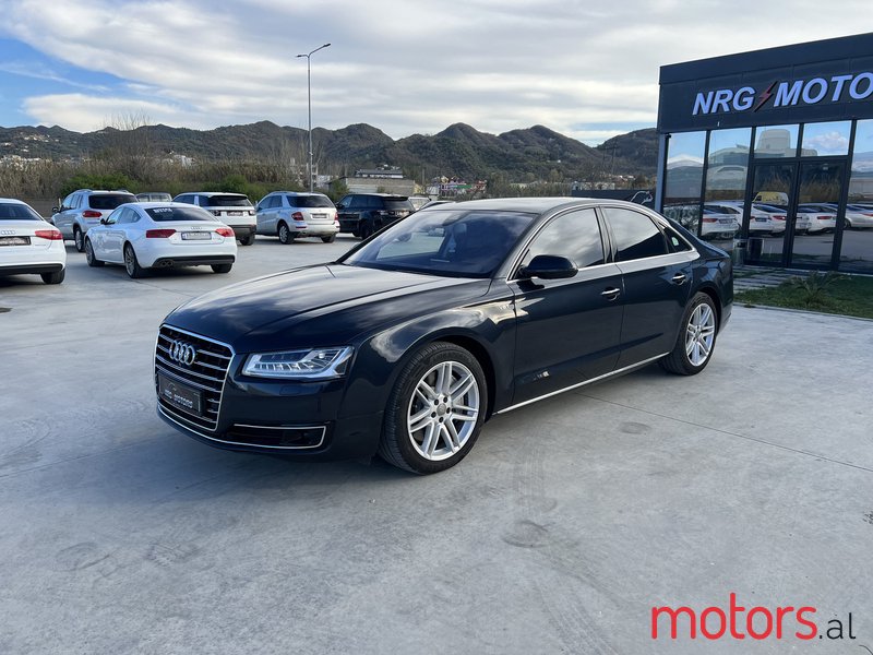 2015' Audi A8 photo #1