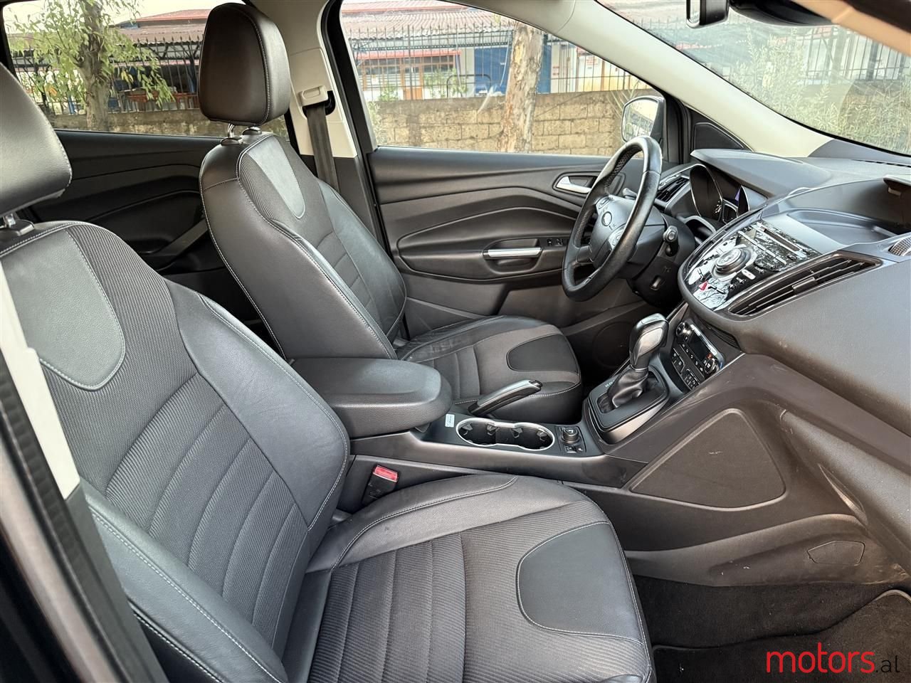 2014' Ford Kuga photo #5