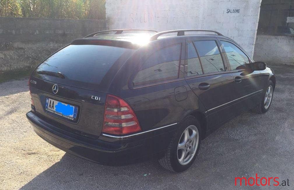 2002' Mercedes-Benz C 220 photo #2
