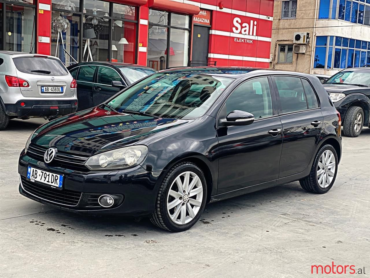 2009' Volkswagen Golf photo #1