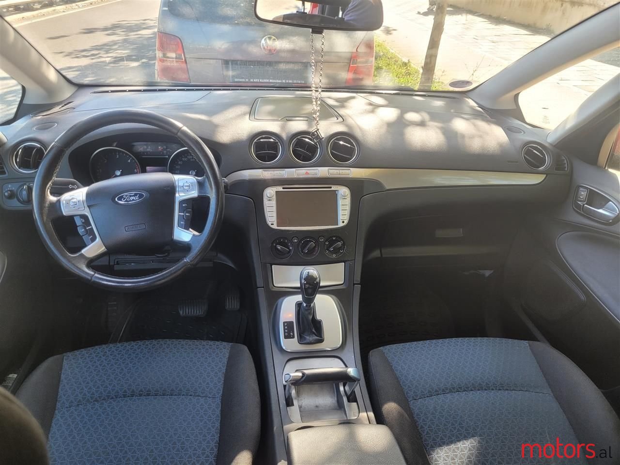 2009' Ford S-Max photo #3