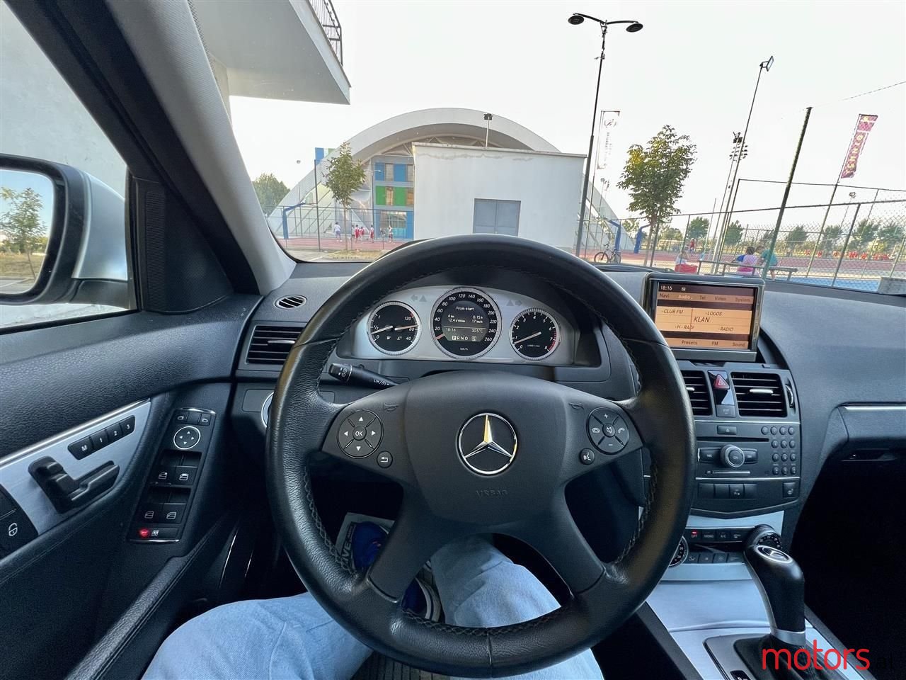 2008' Mercedes-Benz C 280 photo #2