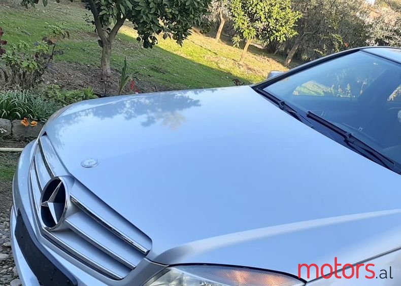 2010' Mercedes-Benz C 200 photo #1