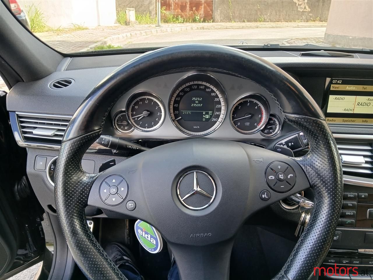 2010' Mercedes-Benz E 350 photo #6