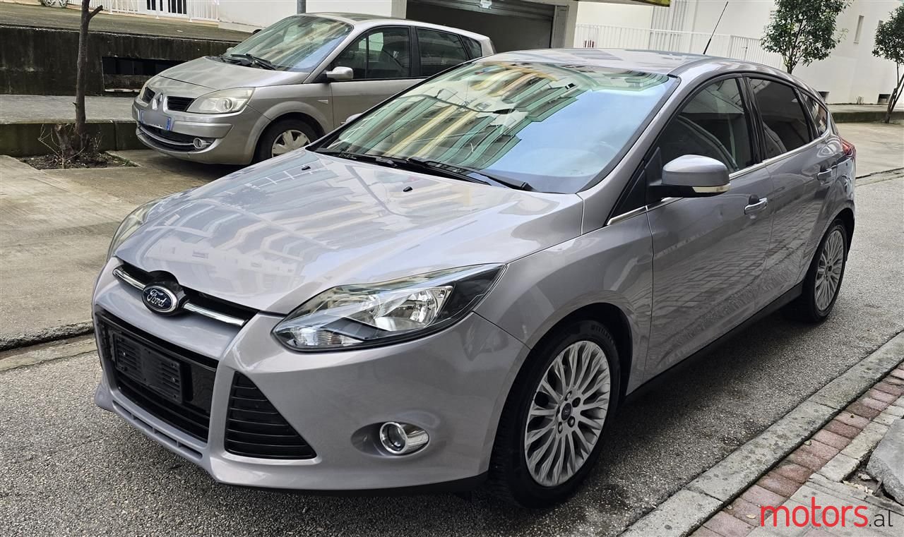 2012' Ford Focus photo #1