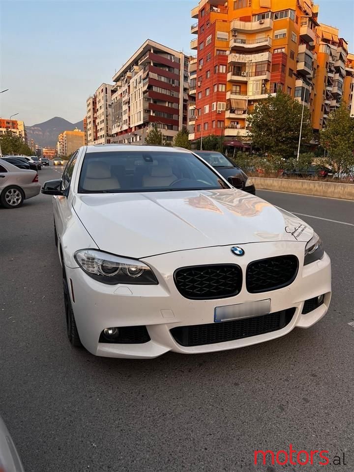 2011' BMW 535 photo #1