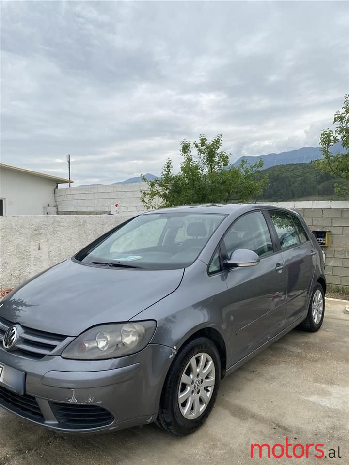 2005' Volkswagen Golf Plus photo #1