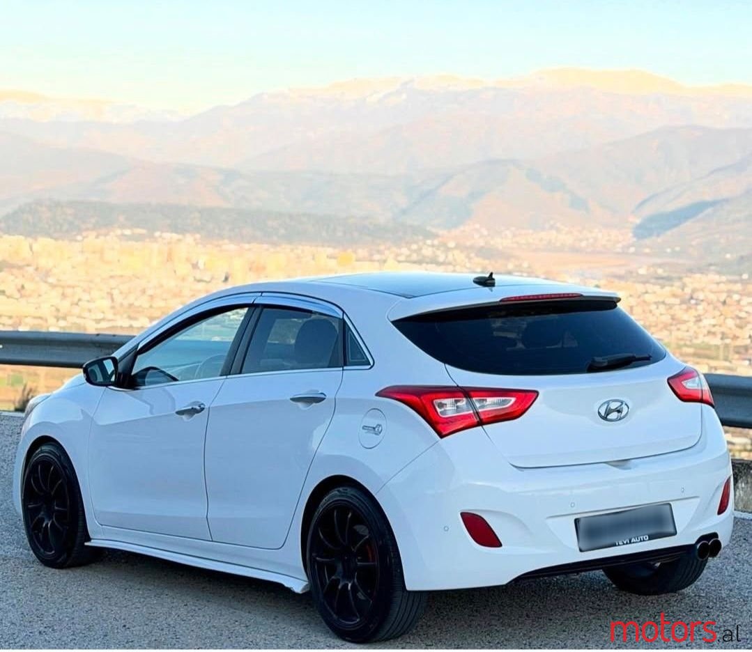 2013' Hyundai i30 photo #2