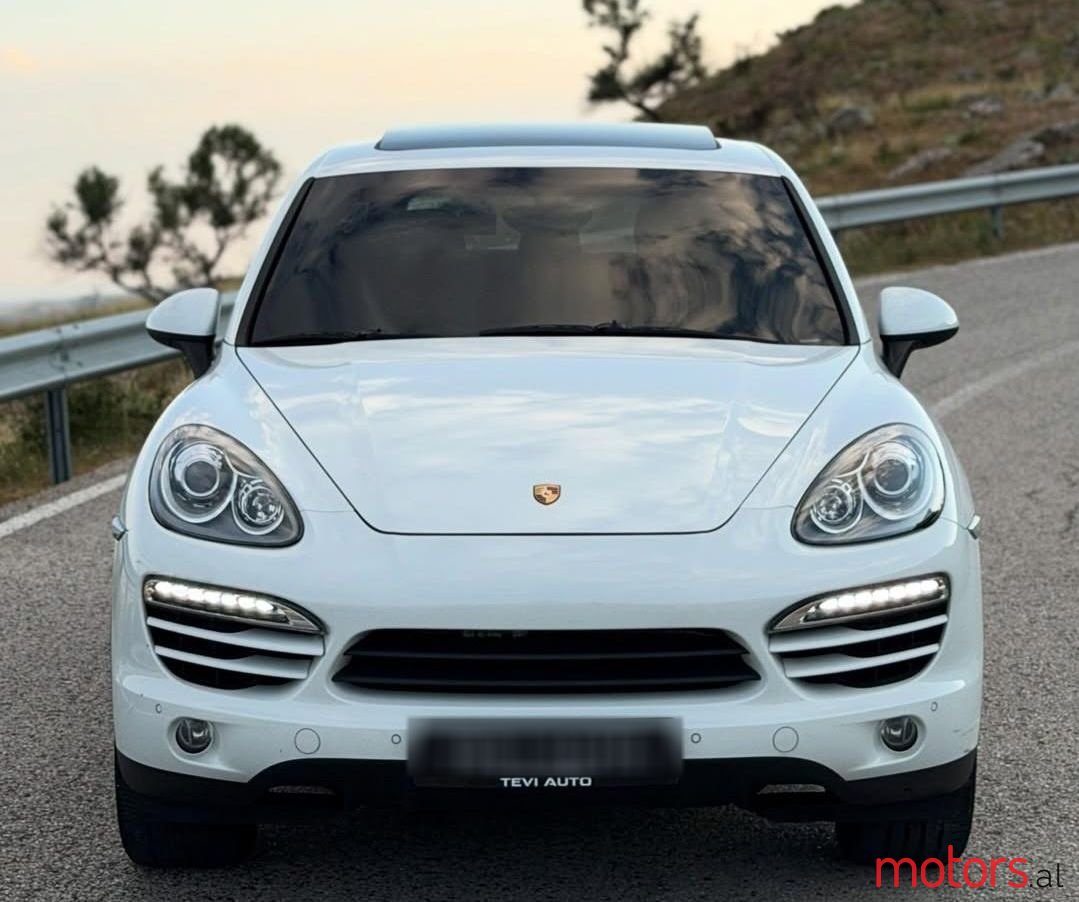 2014' Porsche Cayenne photo #6