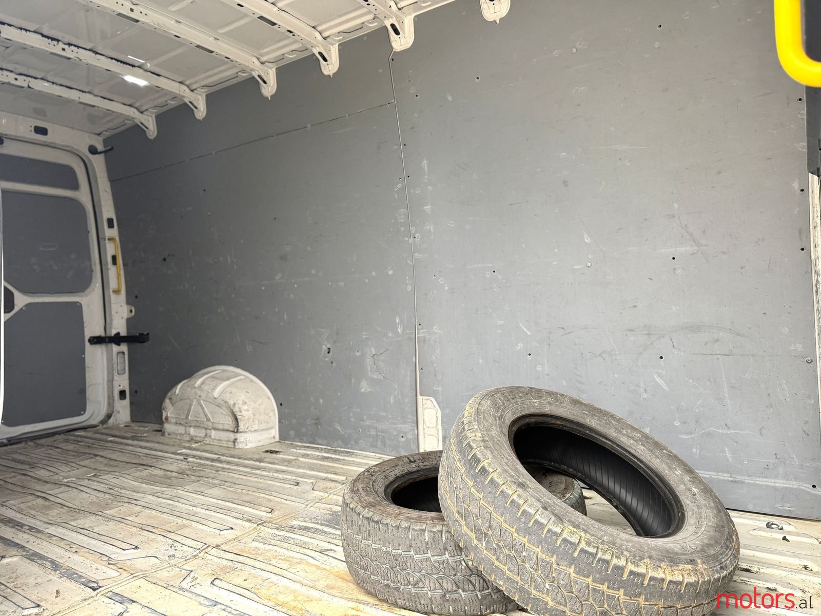 2018' Volkswagen Crafter photo #2