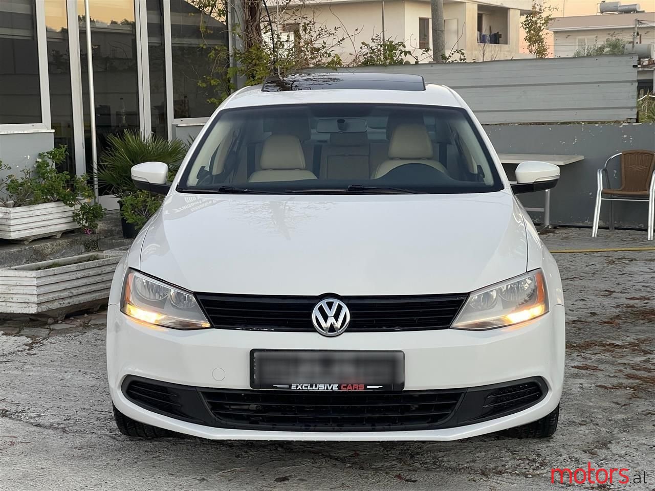 2012' Volkswagen Jetta photo #2