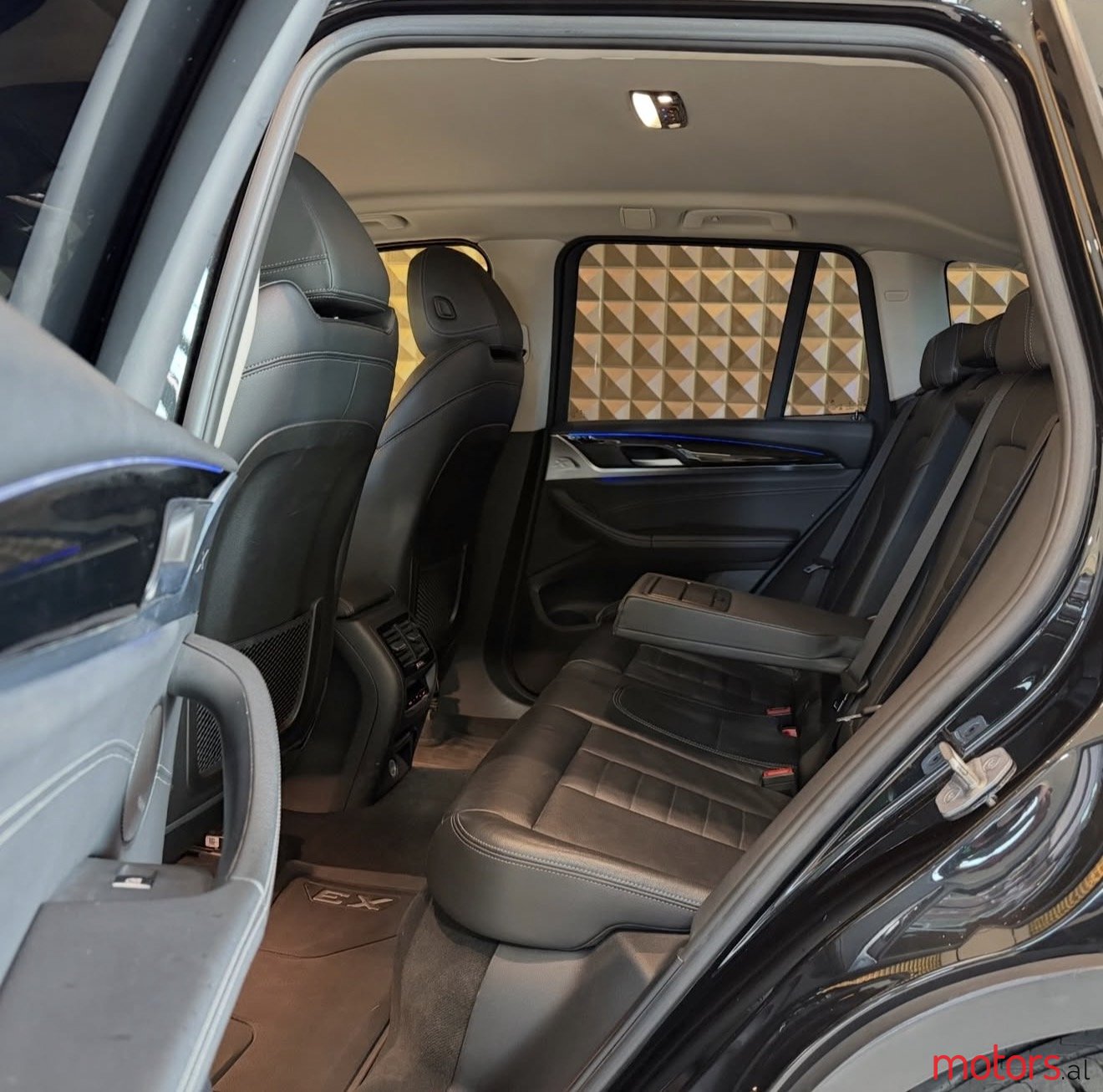 2018' BMW X3 20d xLine xDrive photo #7