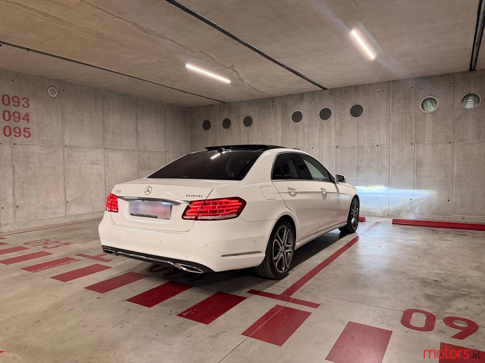 2016' Mercedes-Benz E 250 photo #5