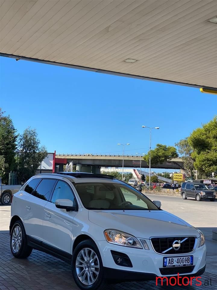 2010' Volvo Xc 60 photo #1