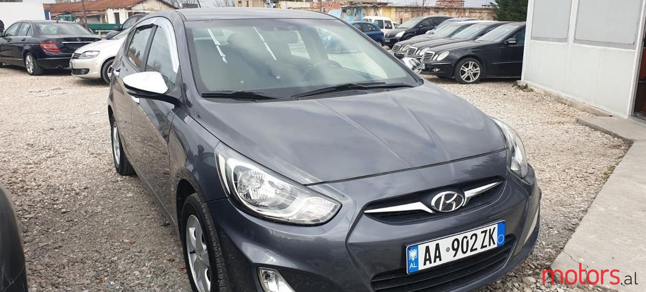 2012' Hyundai Accent photo #1