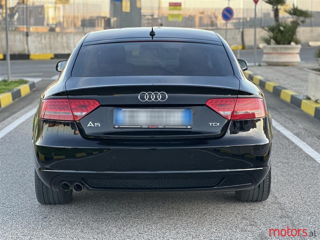 2011' Audi A5 photo #6
