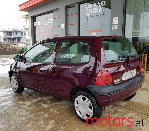 2002' Renault Twingo photo #2