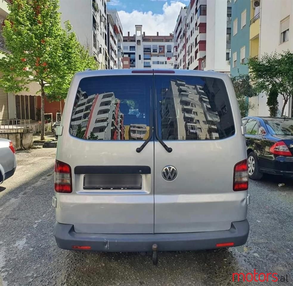 2008' Volkswagen T5 Transporter photo #4