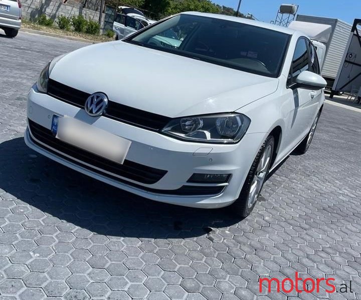 2015' Volkswagen Golf photo #1