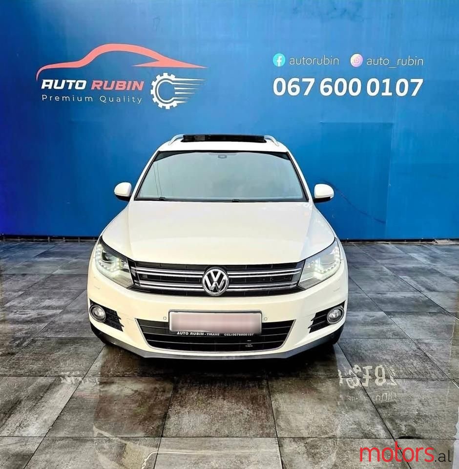 2013' Volkswagen Tiguan photo #2