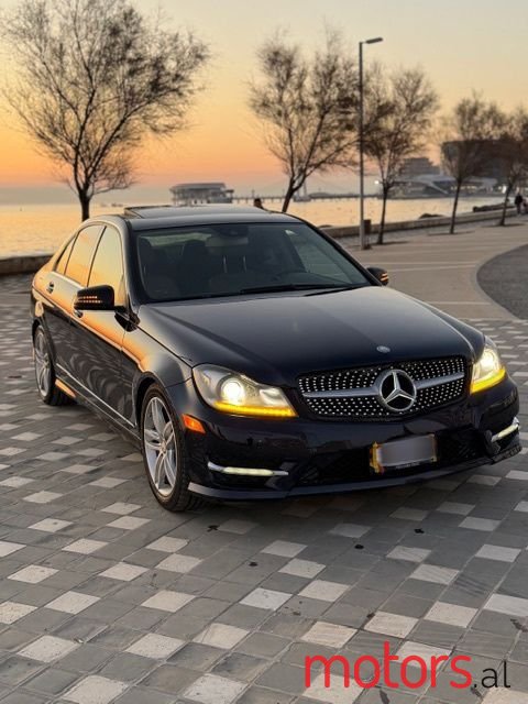 2013' Mercedes-Benz C 300 photo #4