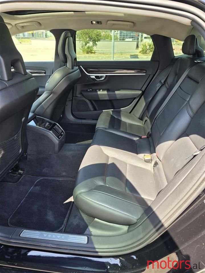 2018' Volvo S90 photo #2