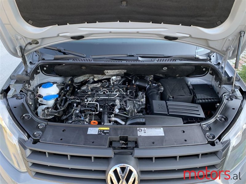2013' Volkswagen Caddy photo #4