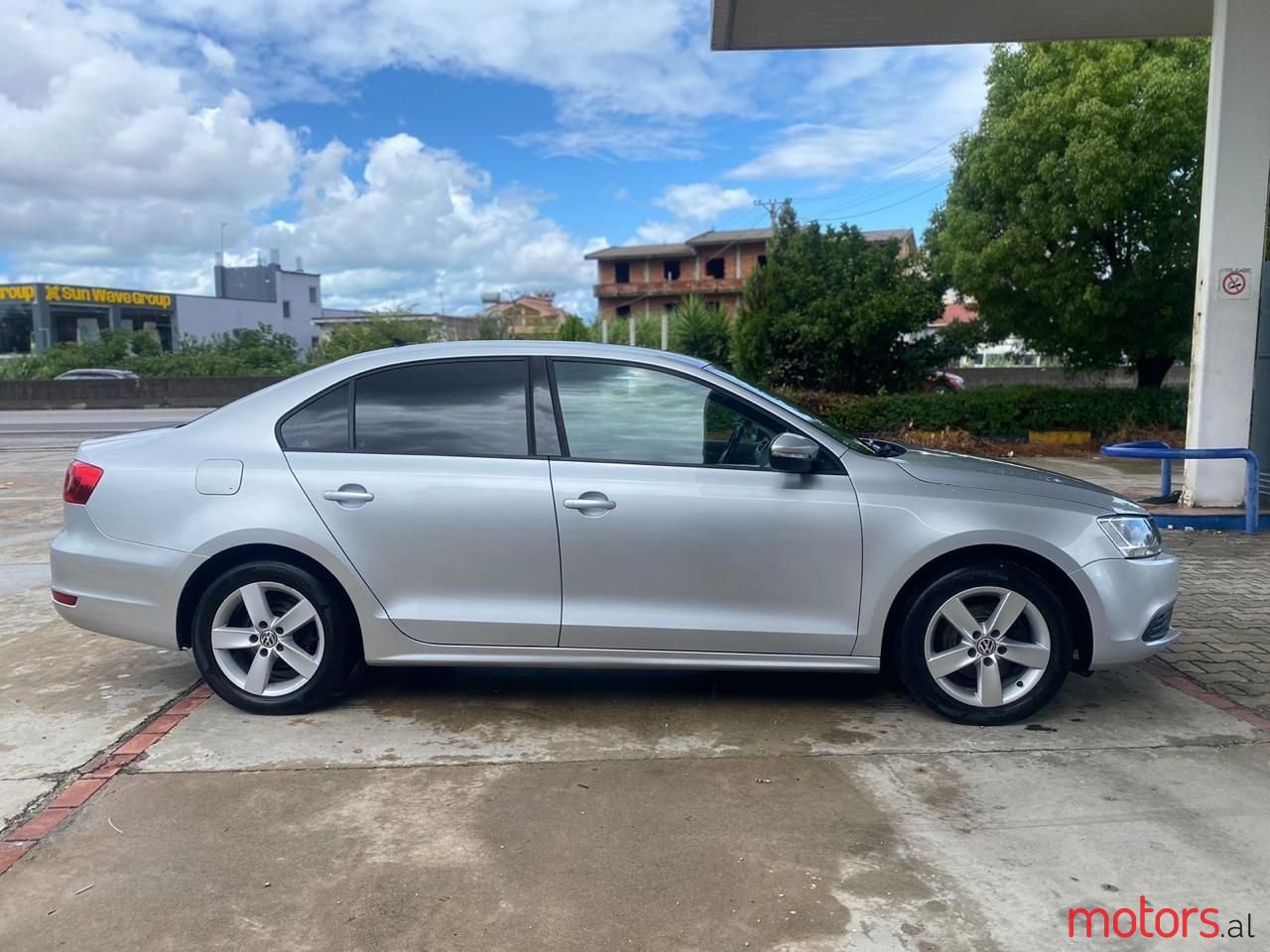2011' Volkswagen Jetta photo #5