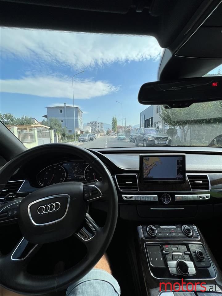 2014' Audi A8 photo #5