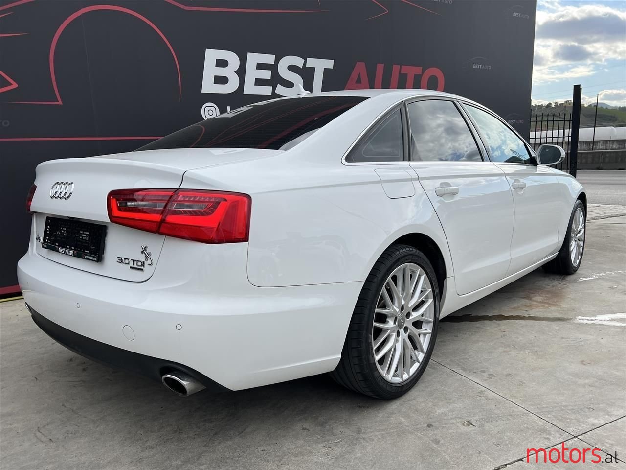 2012' Audi A6 photo #2