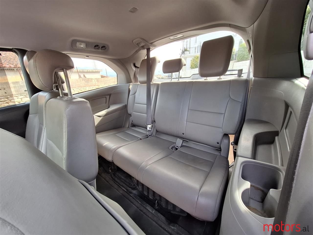 2012' Honda Odyssey photo #6