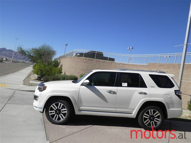 2016' Toyota 4Runner photo #1