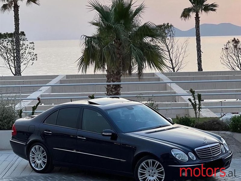 2003' Mercedes-Benz E 240 photo #5