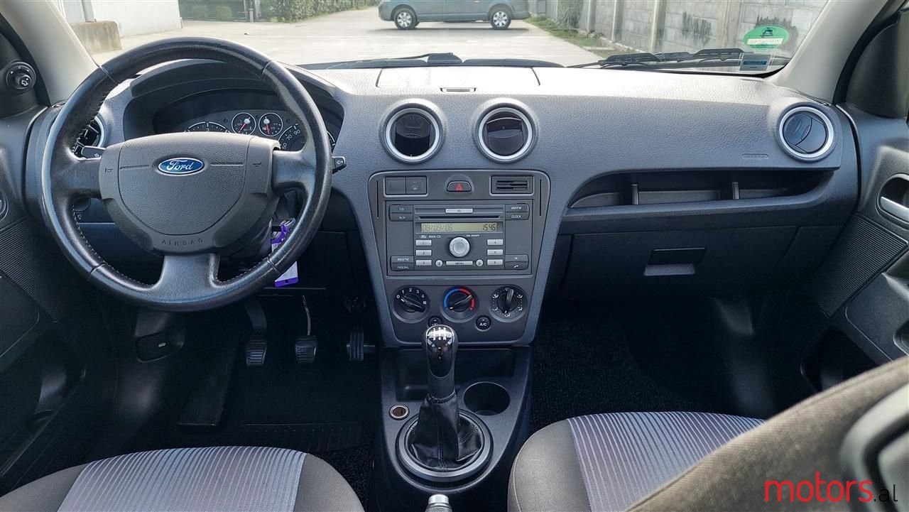 2006' Ford Fusion photo #3