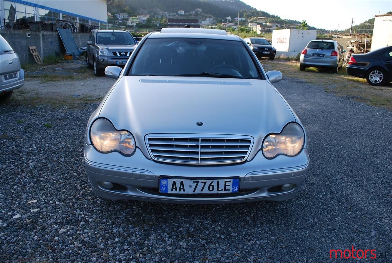 2001' Mercedes-Benz C 220 photo #3