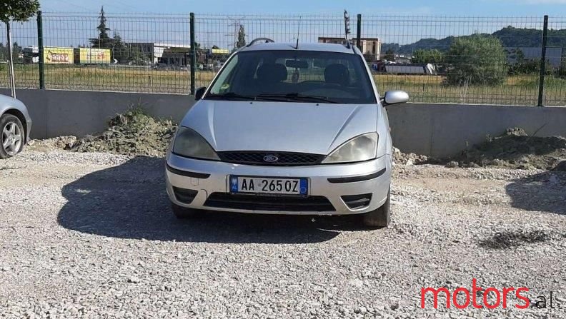 2002' Ford Focus photo #2