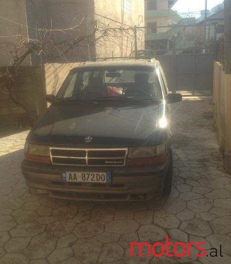 1995' Chrysler Voyager photo #2
