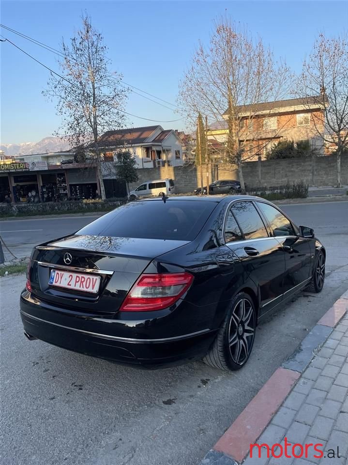 2011' Mercedes-Benz C 200 photo #6