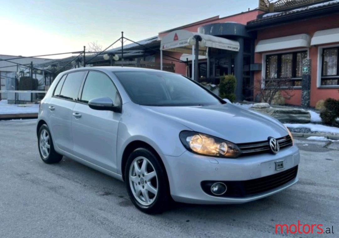 2009' Volkswagen Golf photo #1