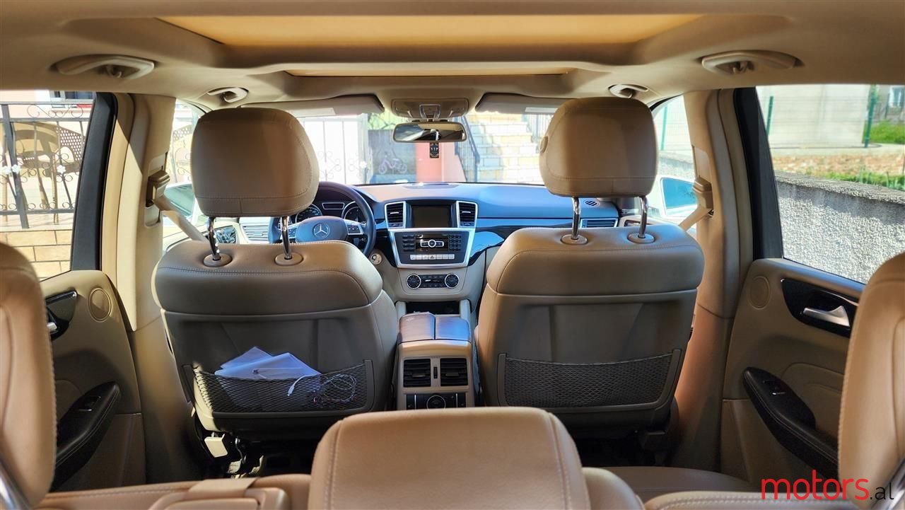 2012' Mercedes-Benz ML 350 photo #4