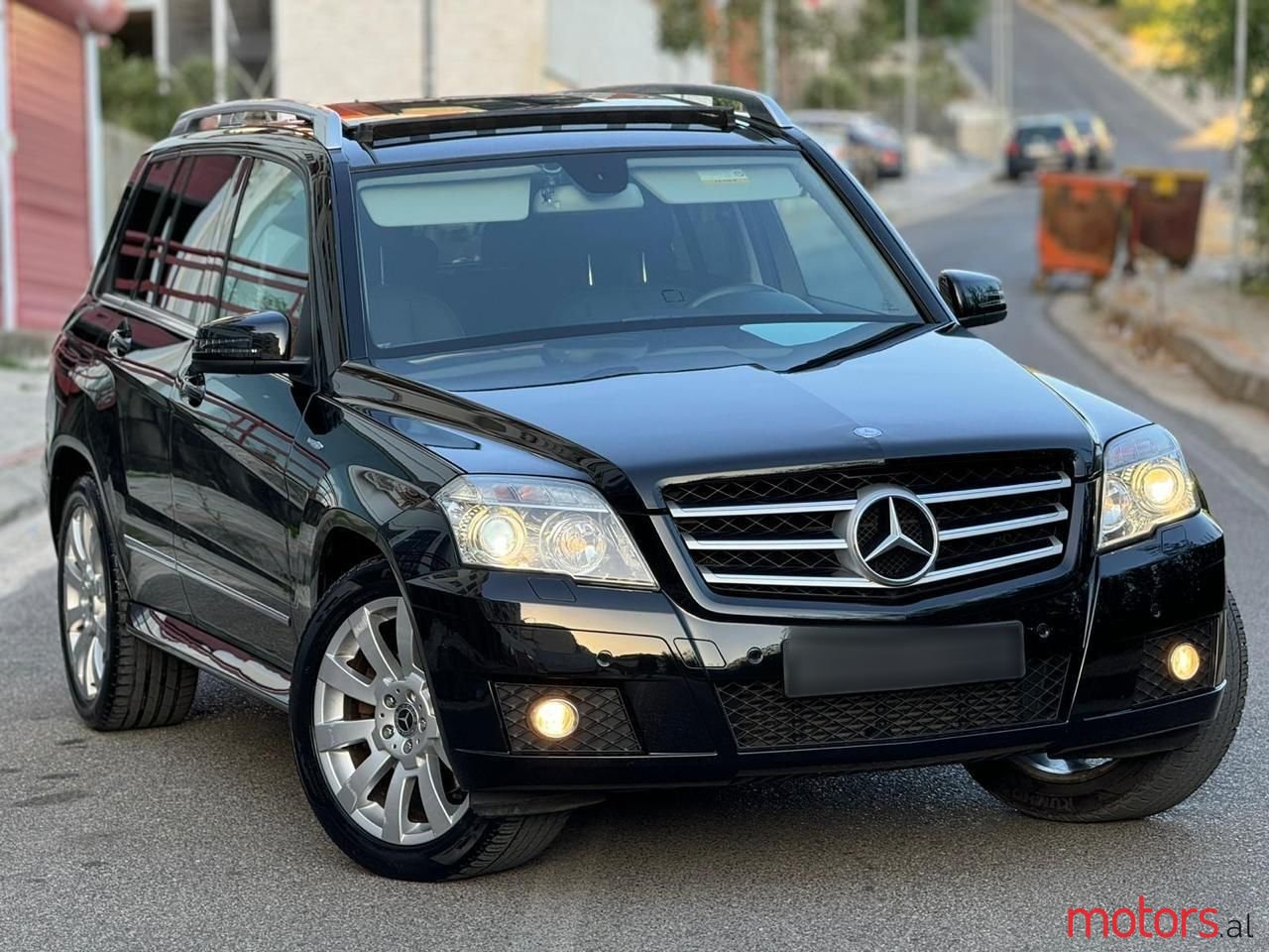 2010' Mercedes-Benz GLK 220 photo #1