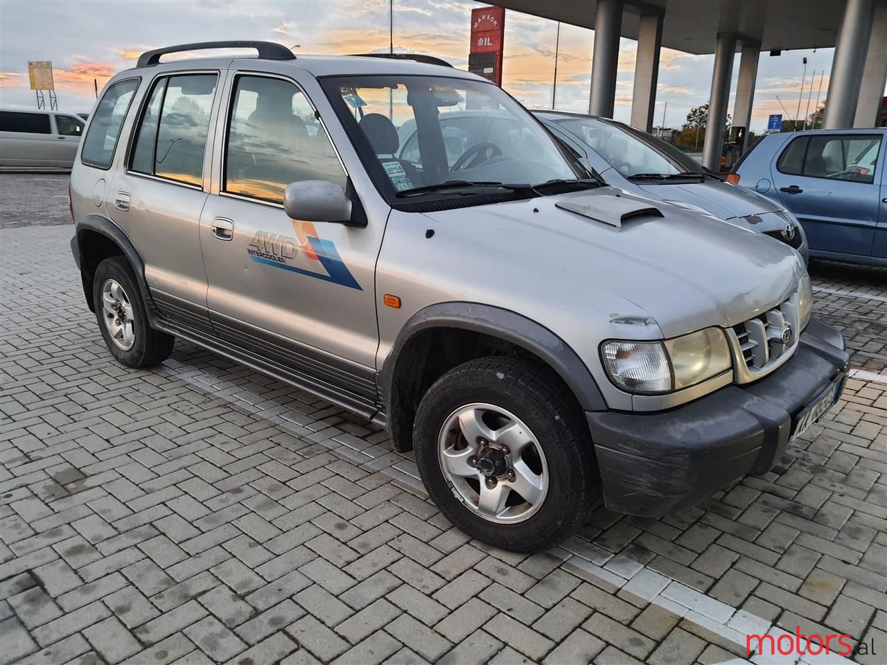 2001' Kia Sportage photo #1