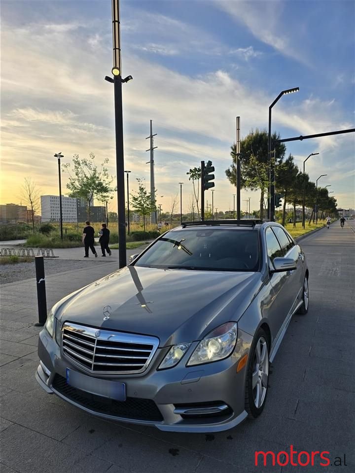 2013' Mercedes-Benz E 350 photo #1