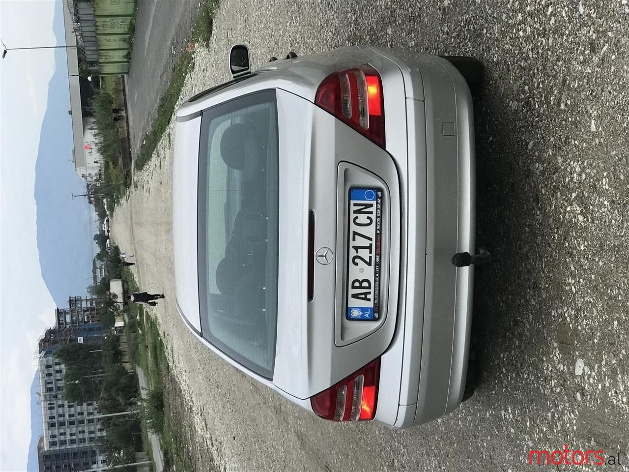 2004' Mercedes-Benz C 200 photo #2