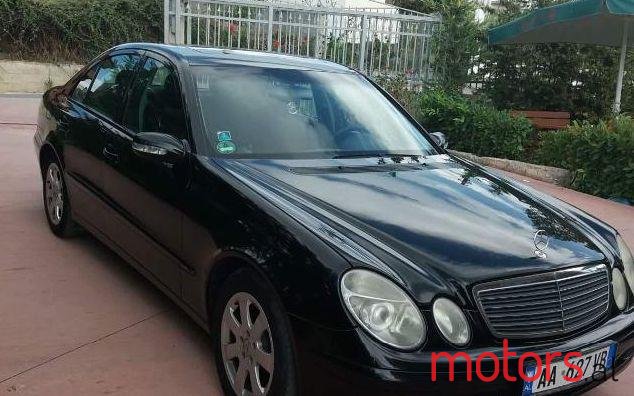 2003' Mercedes-Benz E-Class photo #1