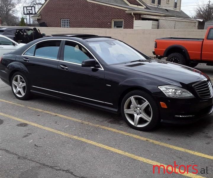 2012' Mercedes-Benz S 550 photo #2