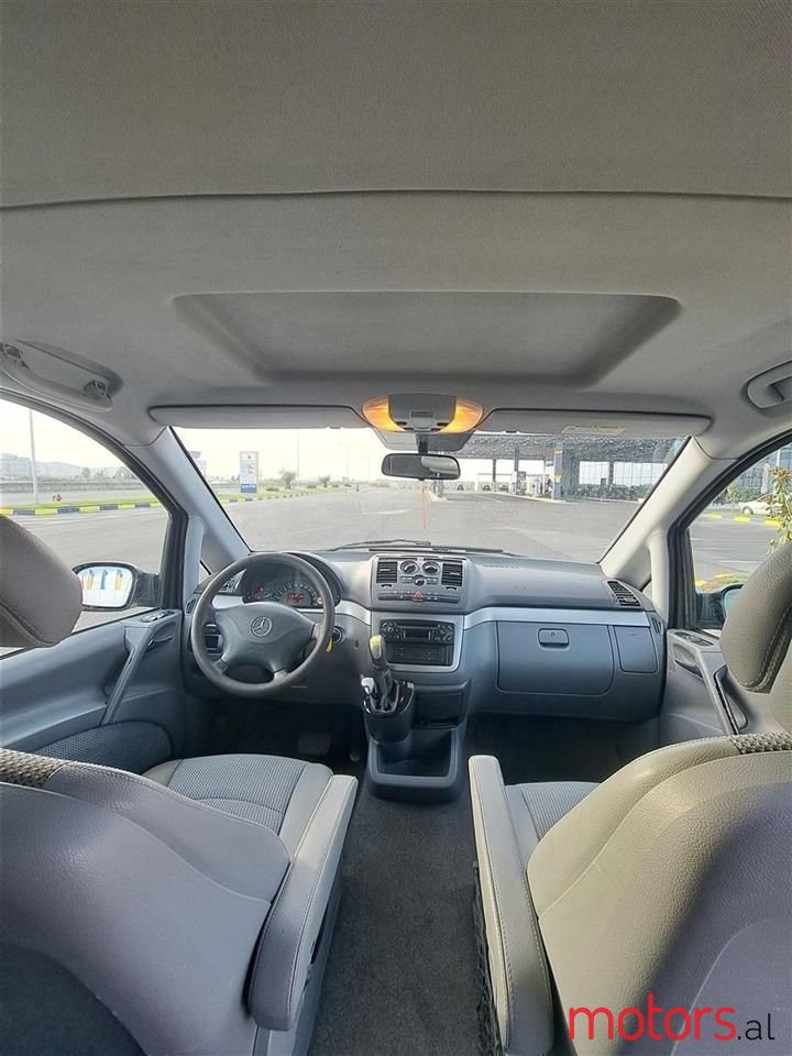 2007' Mercedes-Benz Viano photo #5