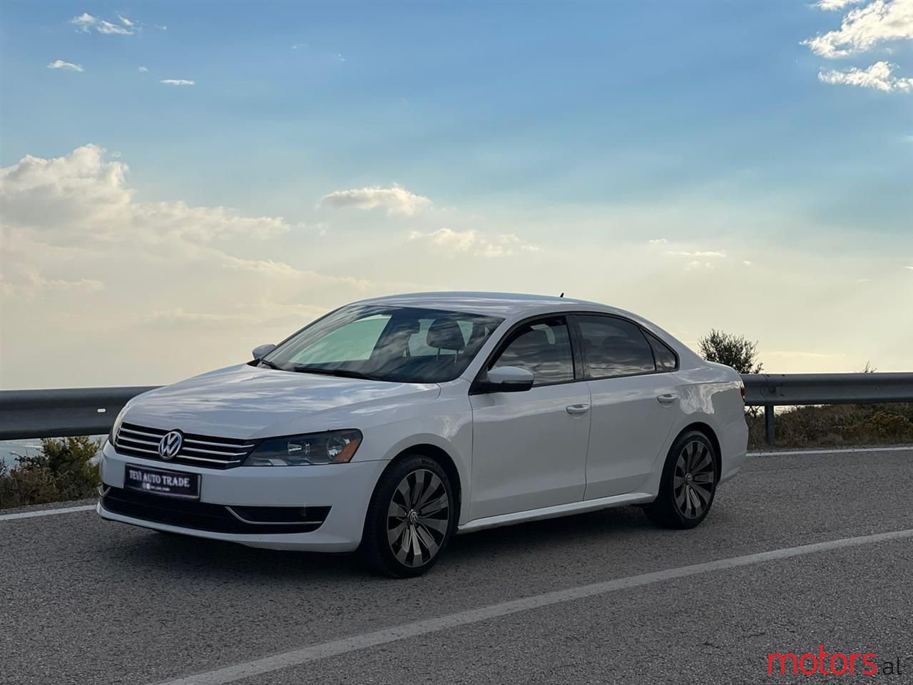 2012' Volkswagen Passat photo #4