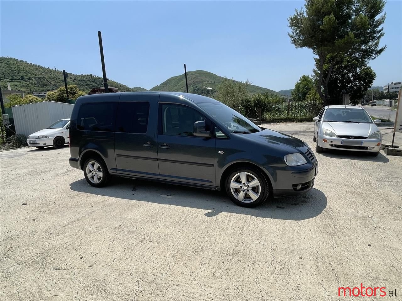 2008' Volkswagen Caddy photo #5